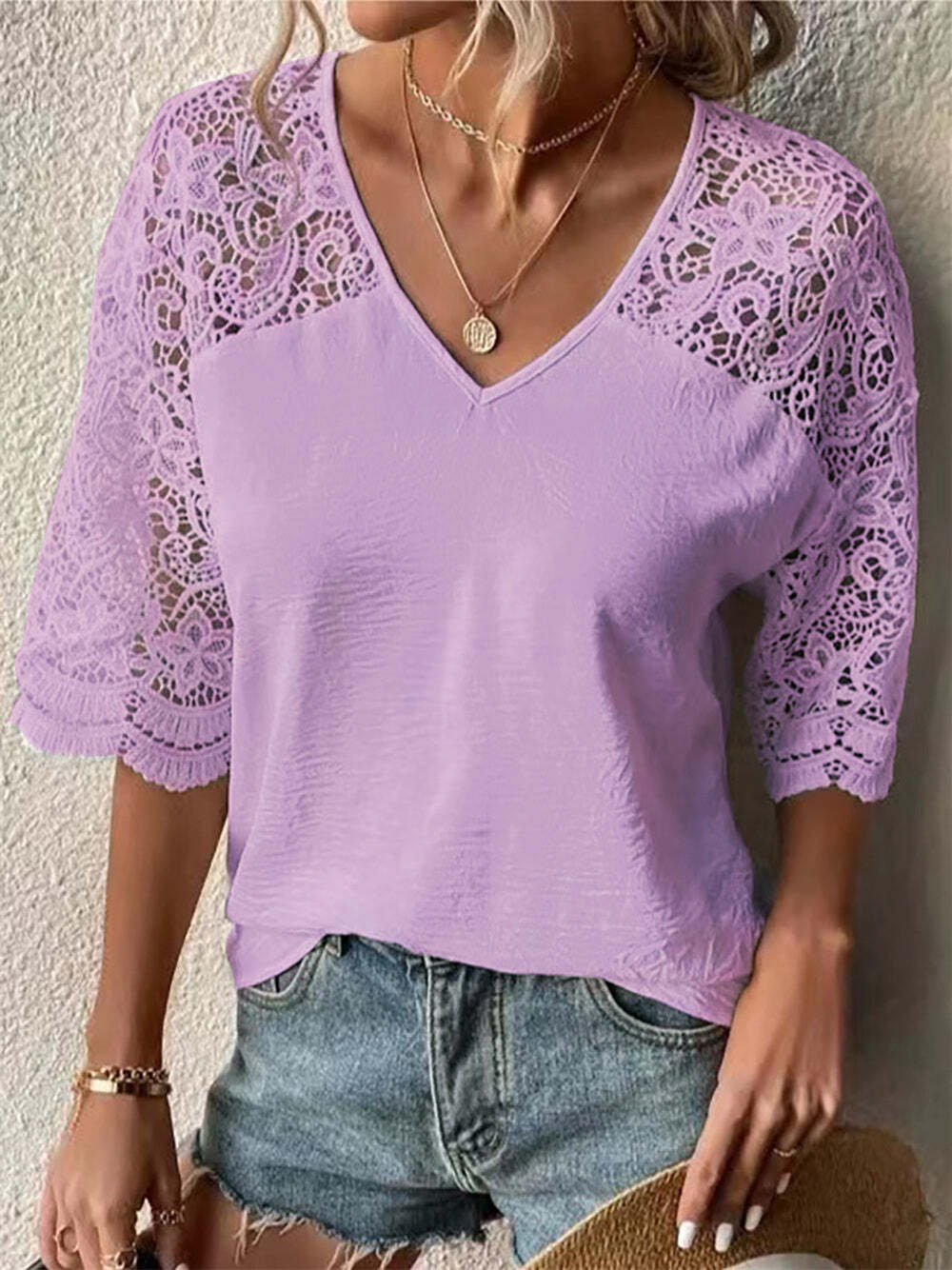 Women's Casual Half Sleeve V-neck Lace Hollow T-shirt